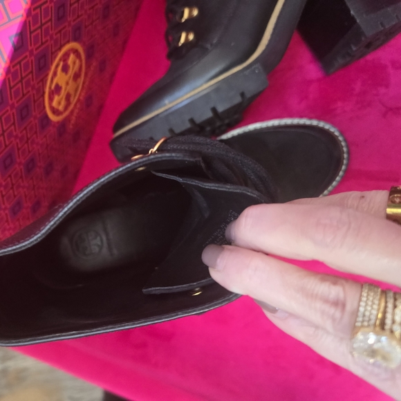 Tory Burch Leather suede black booties size 9.5 - Picture 2 of 6